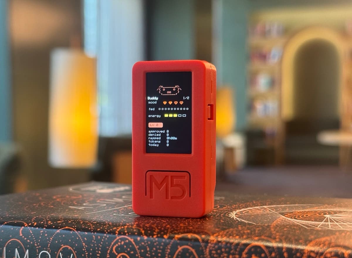 Claude Desktop Buddy - 1